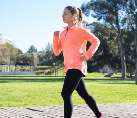 Proteção UV50+ na prática de esportes ao ar livre
